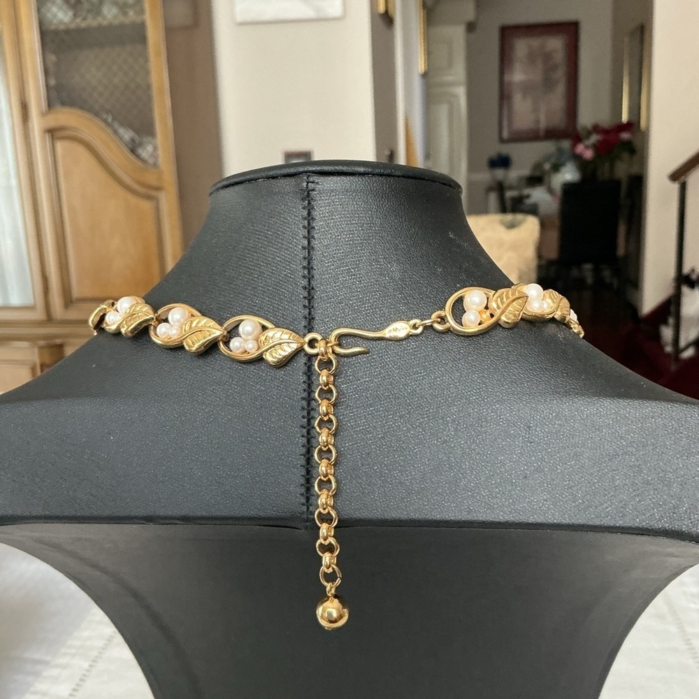 Napier XO Vintage Gold Tone Pearl Choker - Picture 2 of 5
